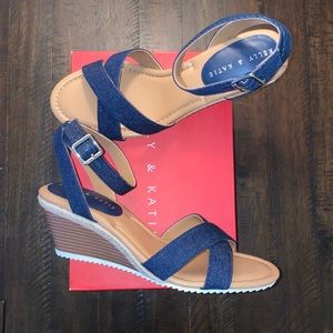 BRAND NEW‼️ Size 10 Dark Denim Wedge Sandal. Comfy, buckle closure. Box incl.